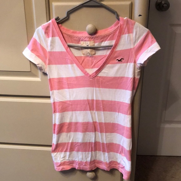 Pink & white tee. - Picture 1 of 1